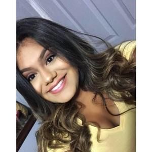 Meet your Posher, Lena